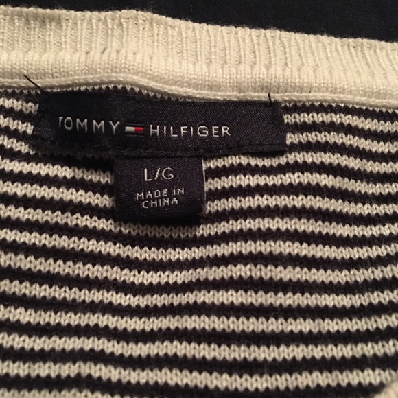 Tommy Hilfiger Top - Picture 2 of 2
